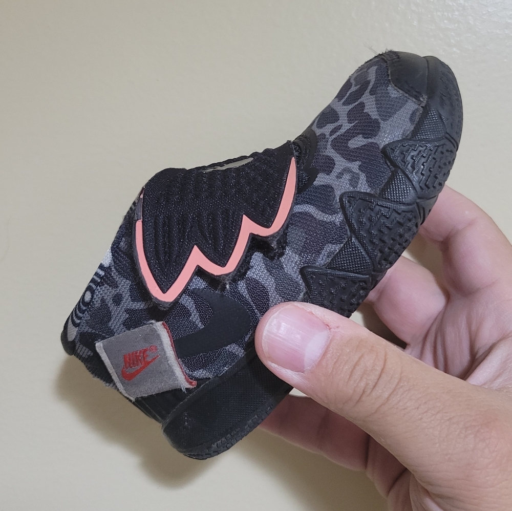 Nike kyrie irving shoes